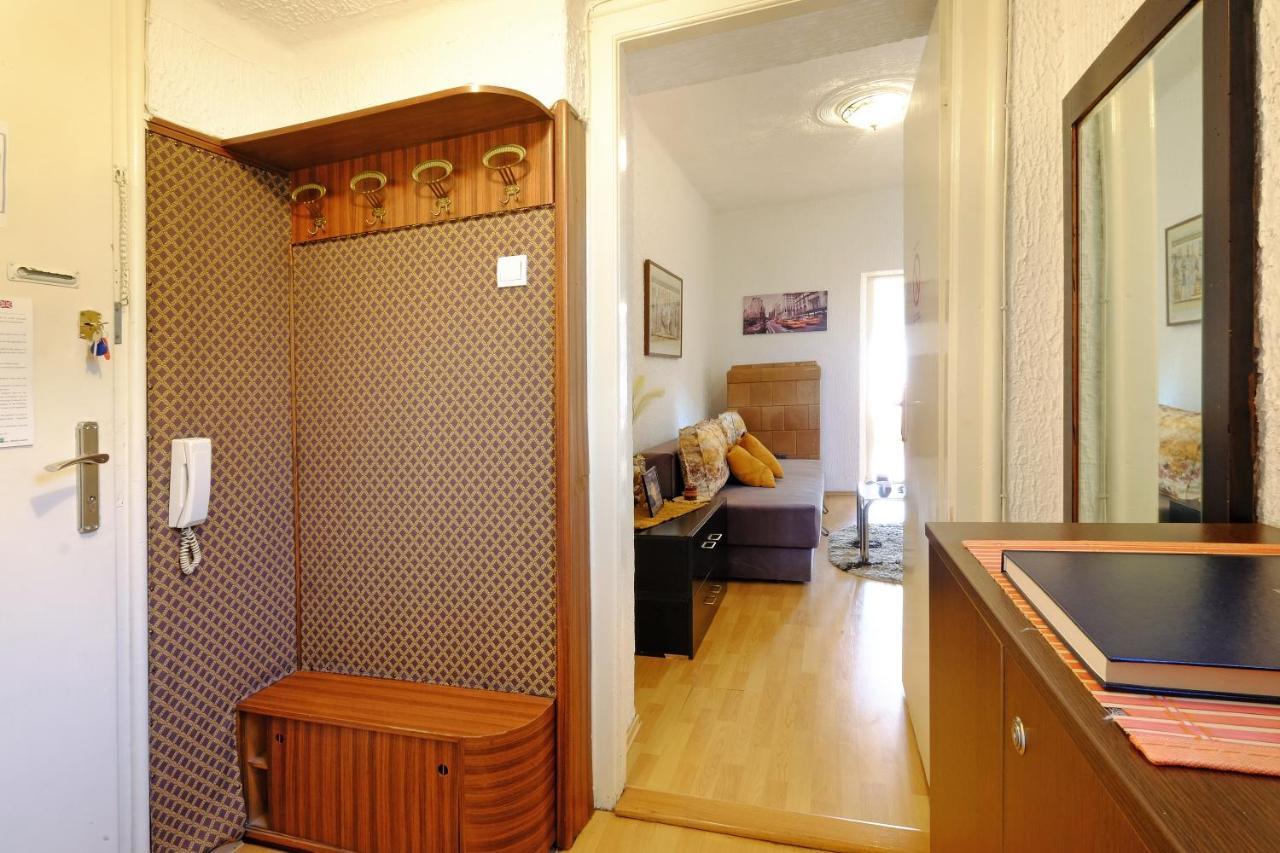 Apartment Alexandria Belgrad Exteriör bild